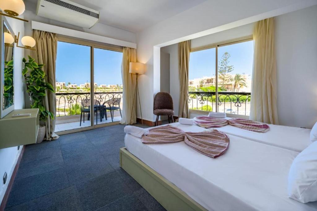 Marina Eye Resort - Alamien Marina Plaza El Alamein Extérieur photo